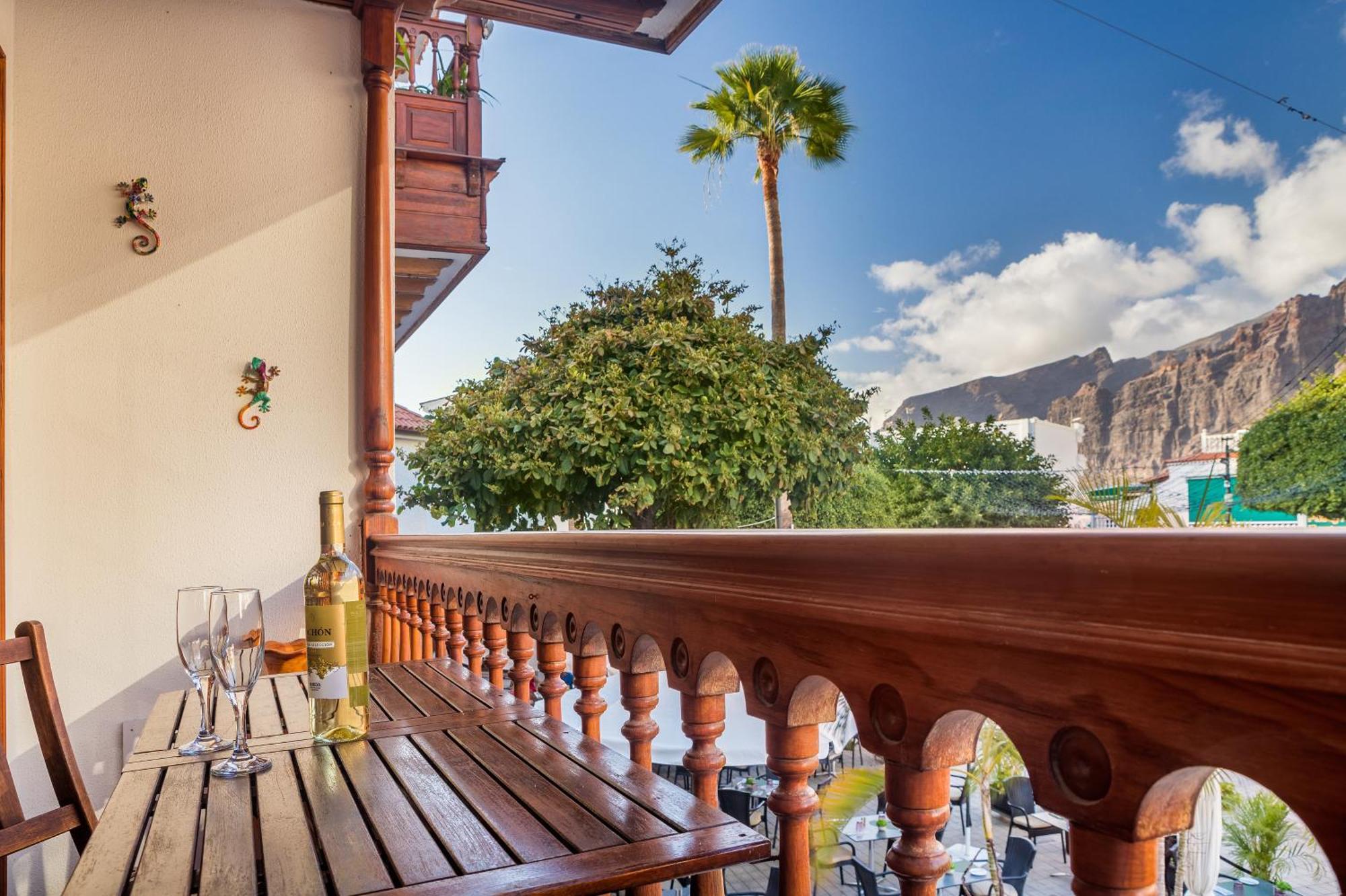 Apartment Paraiso Bamboo - Fibre Net, Heart Of The Gigantes, 2 Bedrooms, 2 Bathrooms, Tv Channels *