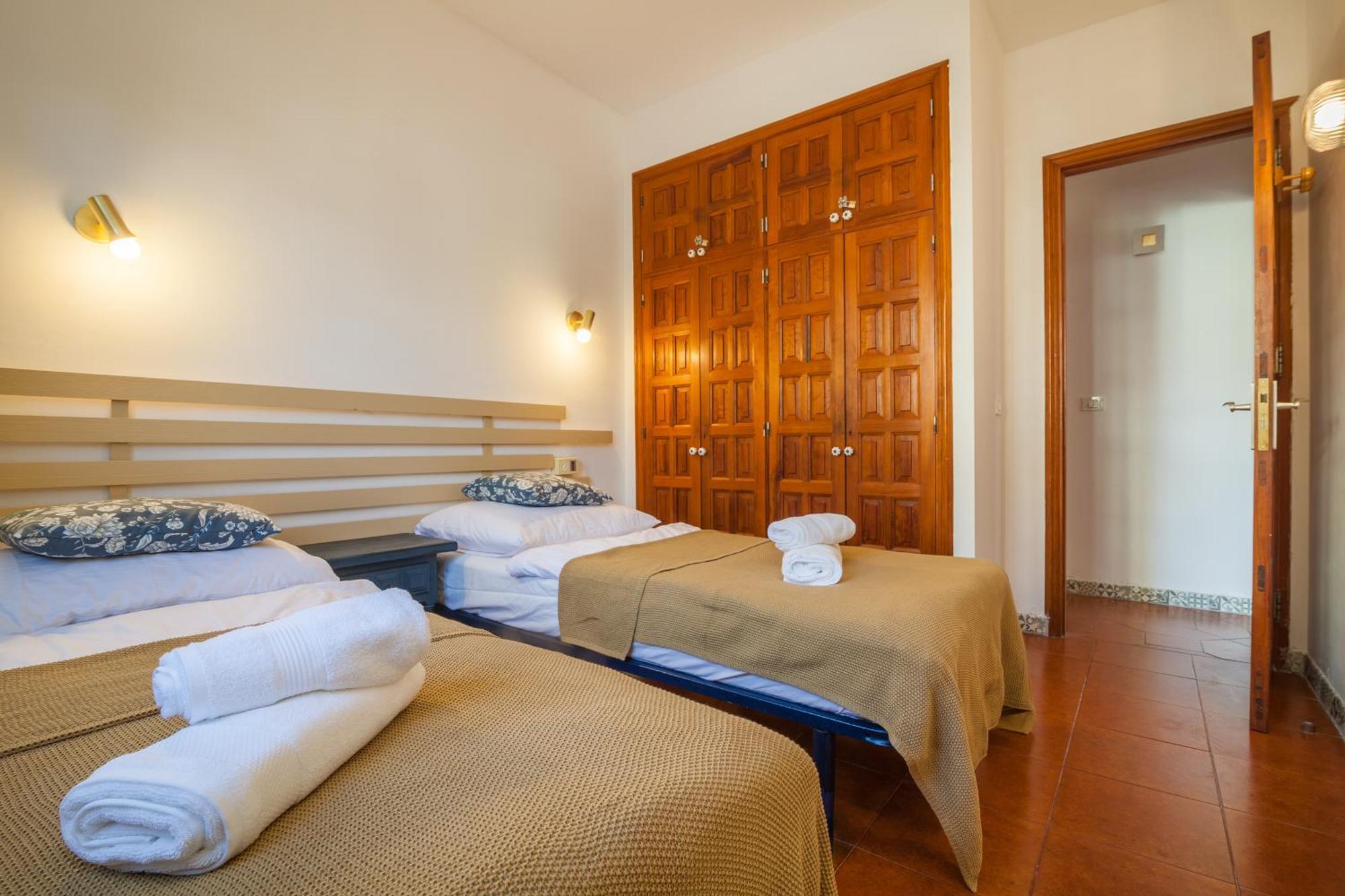 Apartment Paraiso Bamboo - Fibre Net, Heart Of The Gigantes, 2 Bedrooms, 2 Bathrooms, Tv Channels Acantilado de los Gigantes