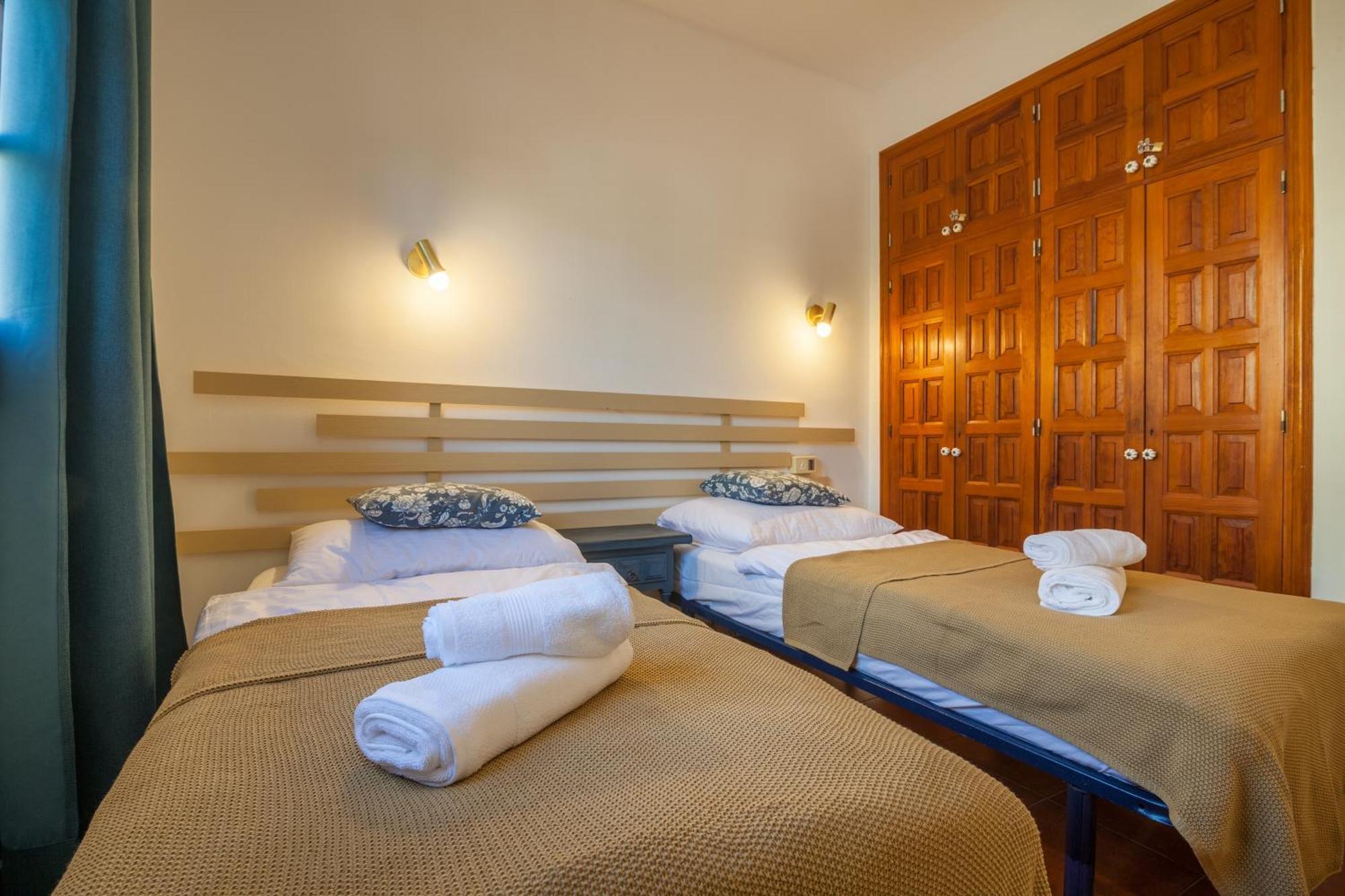 Paraiso Bamboo - Fibre Net, Heart Of The Gigantes, 2 Bedrooms, 2 Bathrooms, Tv Channels
